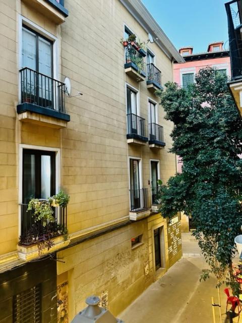 Punta Me Suites Next To Gran Via Madrid Dış mekan fotoğraf